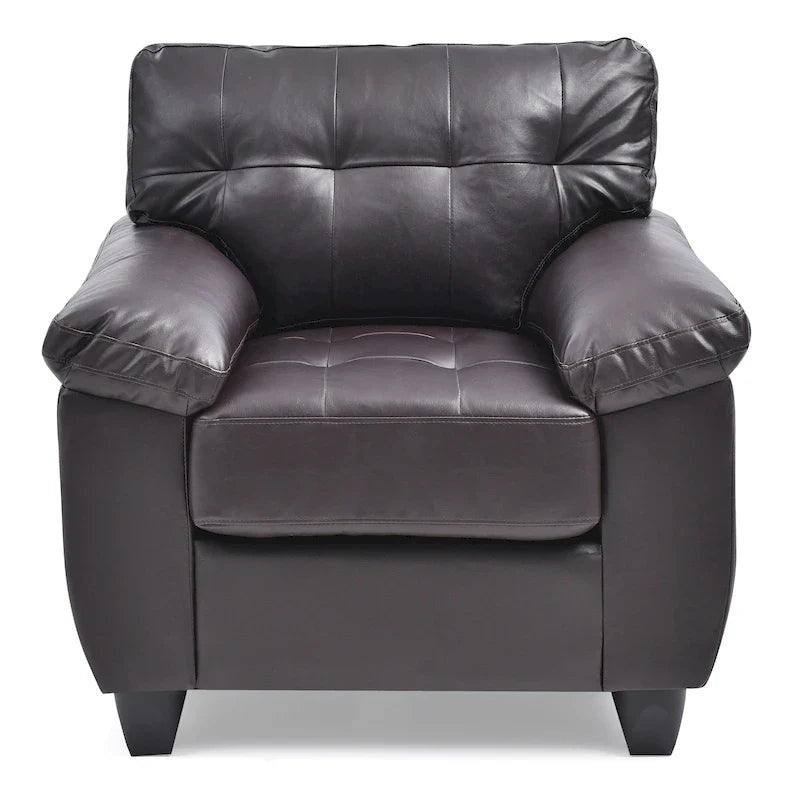Poltrona in similpelle dallo stile contemporaneo