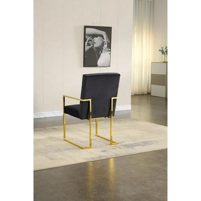Poltrona da pranzo moderna in velluto, con design trapuntato e base in acciaio inossidabile dorato